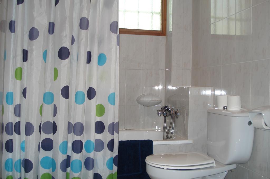 Apartaments Pont Romanic Espot Cameră foto