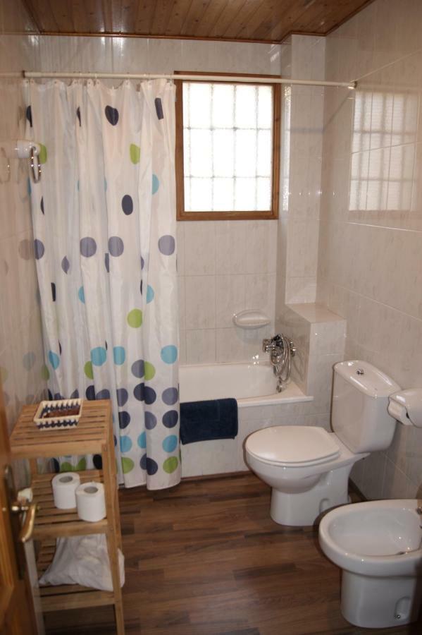 Apartaments Pont Romanic Espot Exterior foto